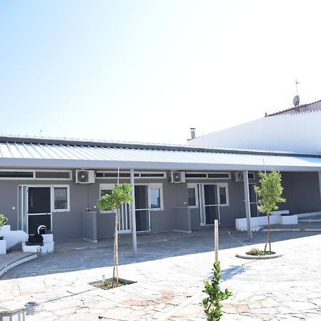 Lechaio Family Apartments 1 מראה חיצוני תמונה