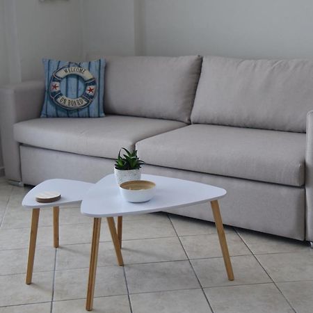 Lechaio Family Apartments 1 מראה חיצוני תמונה