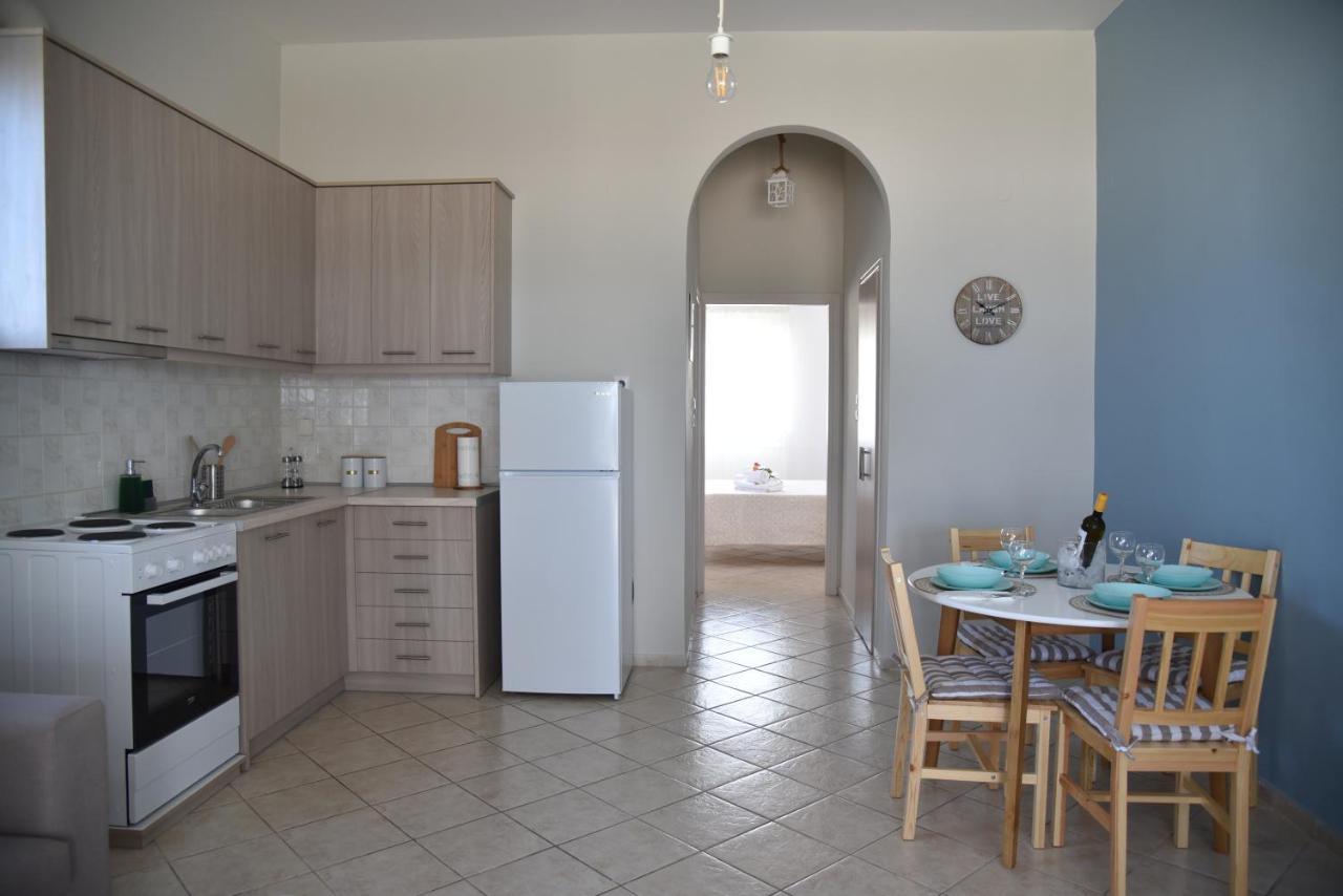 Lechaio Family Apartments 1 מראה חיצוני תמונה